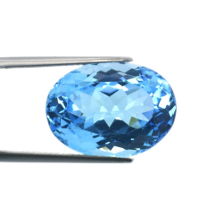 20,77 ct Blue Topaz Oval Cut