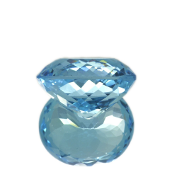 27,02 ct Blue Topaz Oval Cut