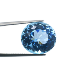 19,34 ct Blue Topaz Oval Cut