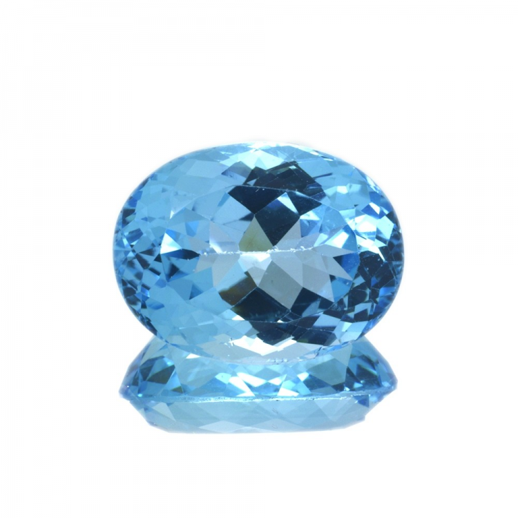 22,08 ct Blue Topaz Oval Cut