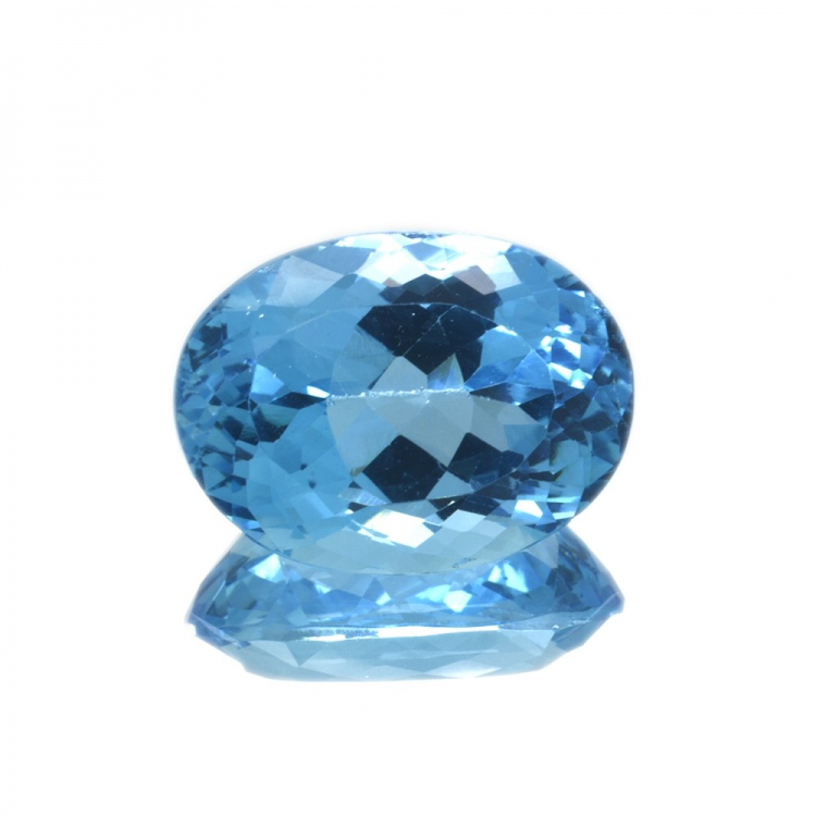 22,56 ct Blue Topaz Oval Cut