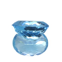 22,56 ct Blue Topaz Oval Cut