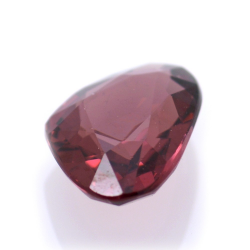 2,10 ct Rhodolite Garnet Pear Cut