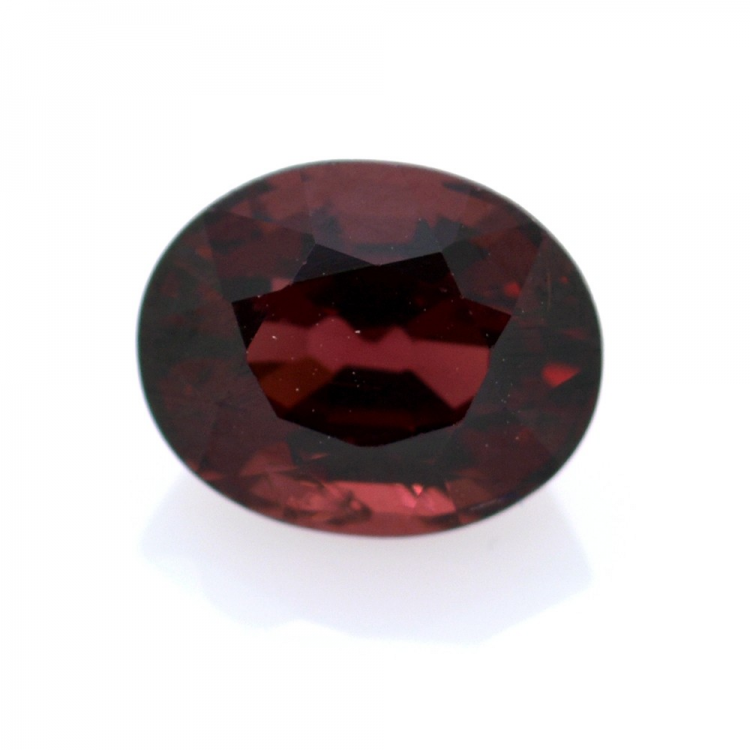 2.69 ct Granato Rodolite taglio Ovale