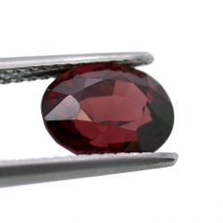 2.69 ct  Grenat Rhodolite Taille Ovale