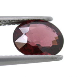 2.50 ct Granato Rodolite taglio Ovale