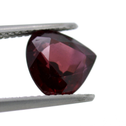 2.78 ct Granato Rodolite Taglio Goccia