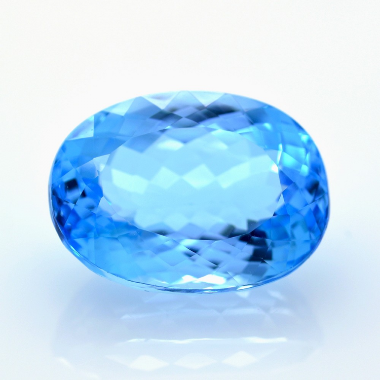 38,88 ct Schweizer Blau Topas Oval Schnitt