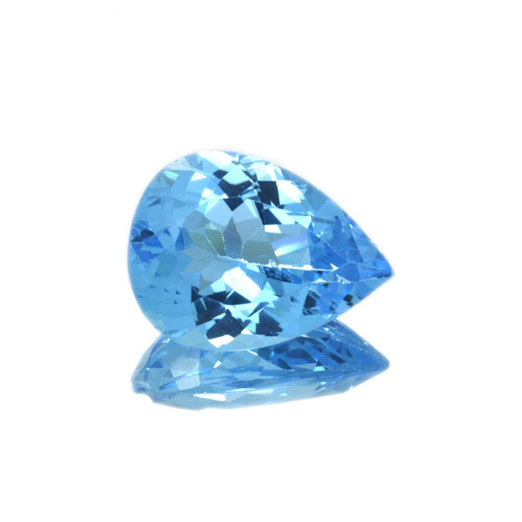 17.33 ct Topaze Bleu Taille Poire