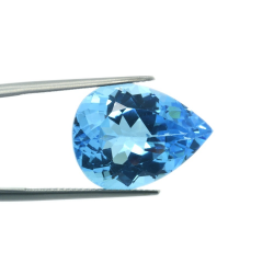 17.33 ct Topaze Bleu Taille Poire