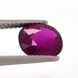 Tourmaline Rose 1.84ct Taille Ovale 8.33x7.12mm