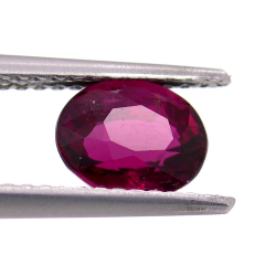 1.26 ct Tourmaline Rose Taille Ovale 6.95x5.67mm