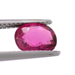 1.14ct Tourmaline Rose Taille Ovale 7.68x6.03mm