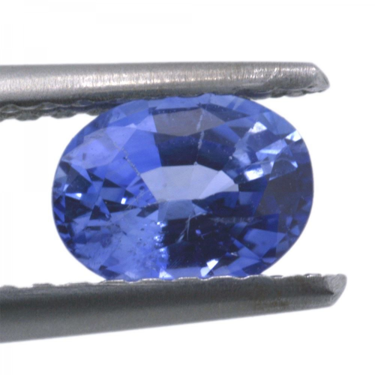 0,81 ct blauer Saphir im Ovalschliff 6,16 x 4,81 mm