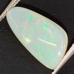 2.96ct Opale Nobile in Facetatto Cabochon Fancy