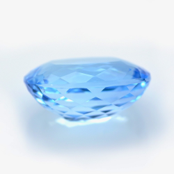 32.66ct Topaze Bleu Taille Coussin