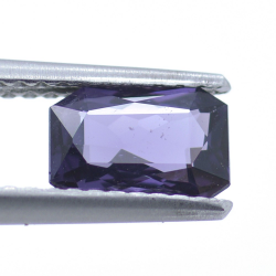 0.93ct Spinel in Faccettato Smeraldo