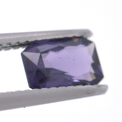 0.93ct Spinel in Faccettato Smeraldo