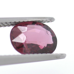 1.80ct Grenat Rhodolite Taille Ovale