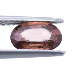 1.32ct Zircone Rosa Faccettato Ovale