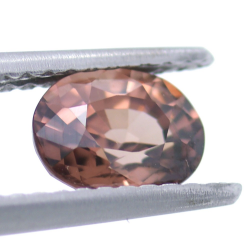 1.30ct Zircone Rosa Faccettato Ovale