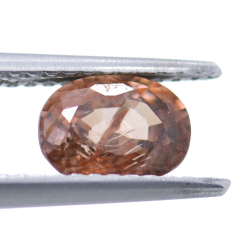 1.46ct Zircone Rosa Faccettato Ovale