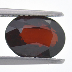 3.15ct Spessartin-Granat Oval Schnitt