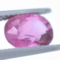 1,43 ct rosa Turmalin im Ovalschliff 8,27 x 6,33 mm