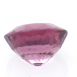 1,06 ct rosa Turmalin im Ovalschliff 6,65 x 5,77 mm