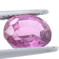 1,64 ct rosa Turmalin im Ovalschliff 8,43 x 6,56 mm