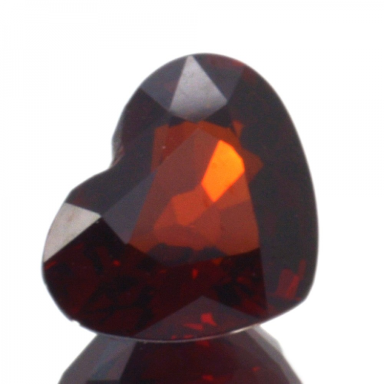 2.30ct Spessartin-Granat Herz Schnitt