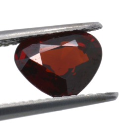 2.30ct Granato Spessartino in Facetatto Cuore