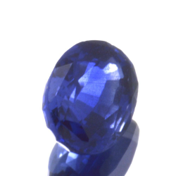 Saphir bleu 0,58 ct taille ovale 5,42x4,03 mm