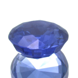 Saphir bleu 0,89 ct taille ovale 5,68x3,13 mm