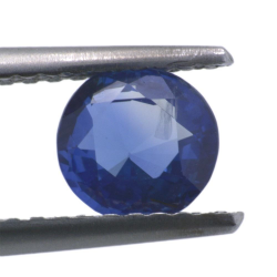 0,89 ct blauer Saphir im Ovalschliff 5,68 x 3,13 mm