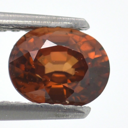 Zircone arancione taglio ovale da 1,21 ct, 6,46 x 5,26 mm