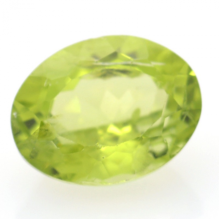 2.60ct Péridot Taille Ovale