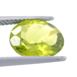 3.25ct Peridot Oval Schnitt