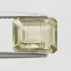 2.28ct Diaspore Taglio Smeraldo