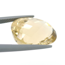 24.83ct Citrine Taille Ovale avec Damier