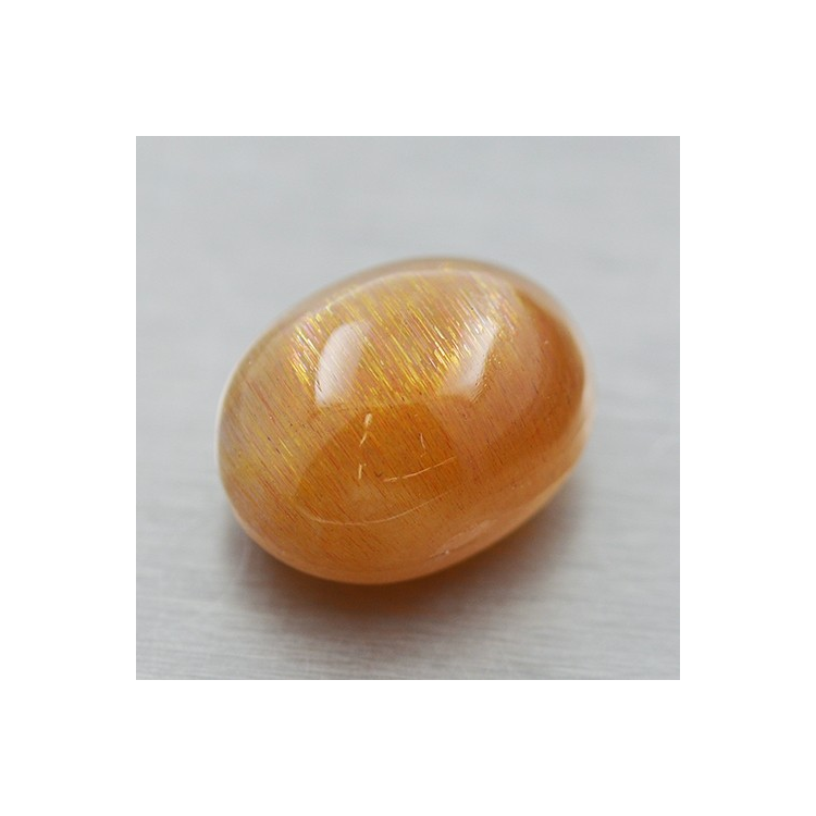 5.20ct Pierre de Soleil Étoile Taille Cabochon Ovale