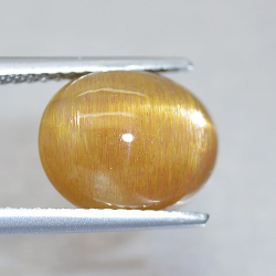 5.20ct Pierre de Soleil Étoile Taille Cabochon Ovale