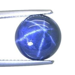 7,34 ct Saphir-Cabochon im Ovalschliff 10,8 x 5,3 mm